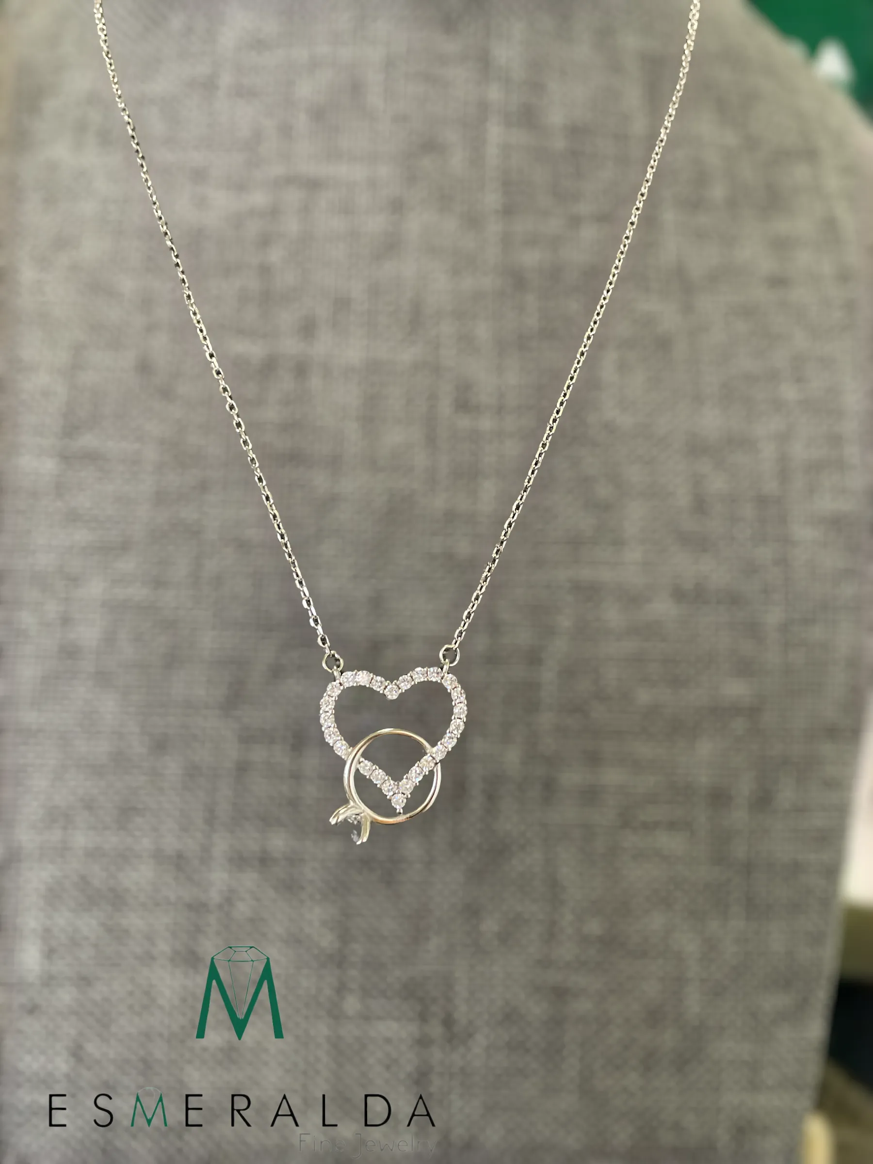 Silver choker
