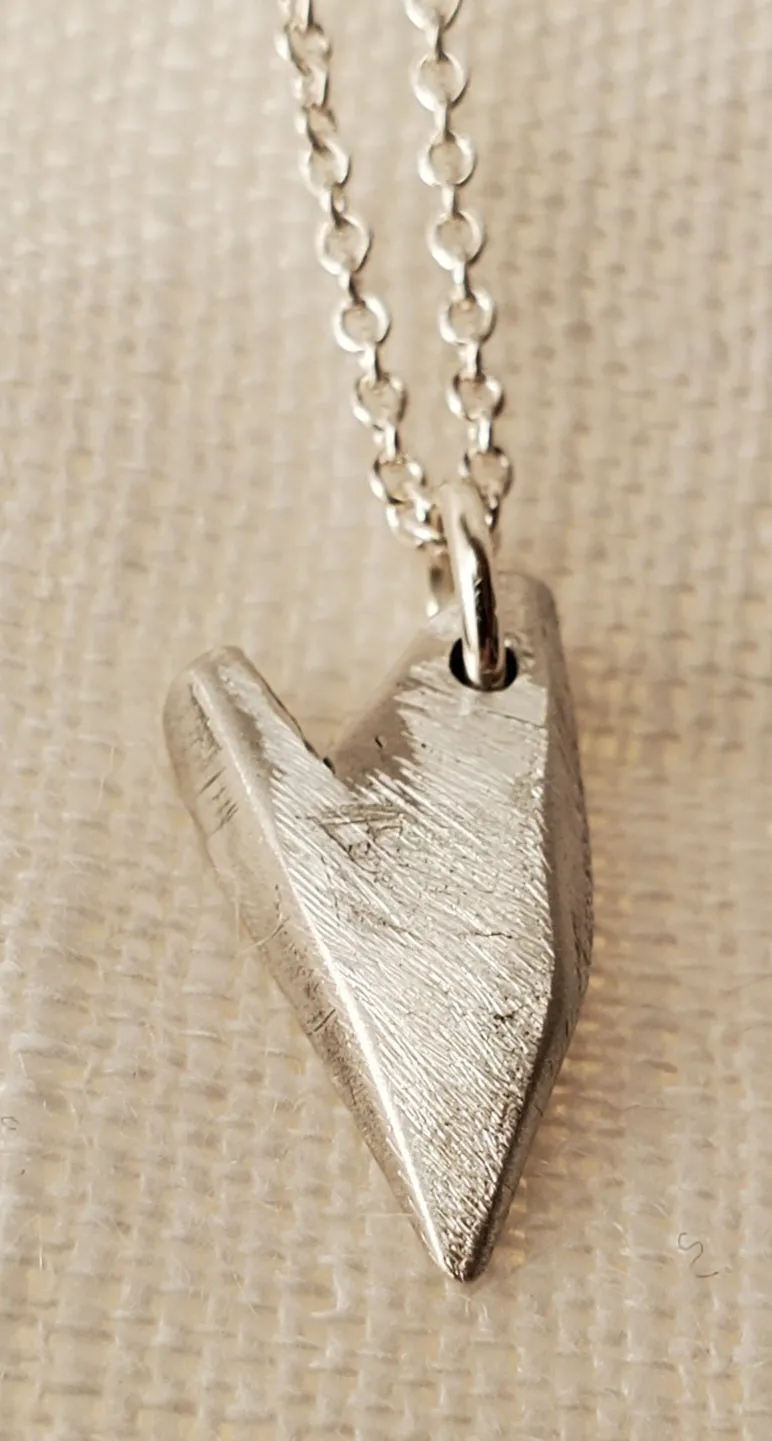 Simon & LuLu pure silver heart nk