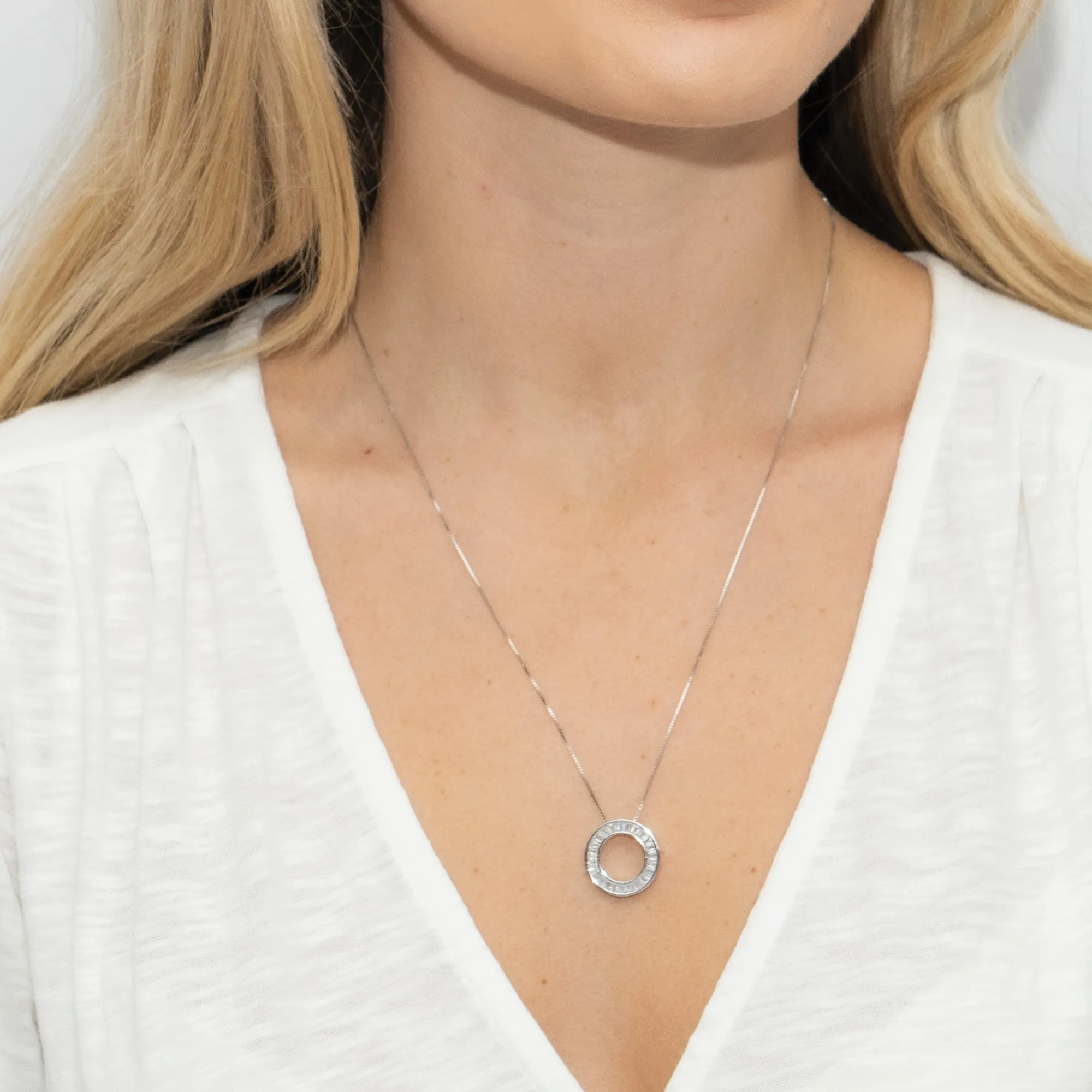 Sterling Silver Rhodium Plated & Cubic Zirconia Chrysler Halo Eternal Circle Pendant Necklace