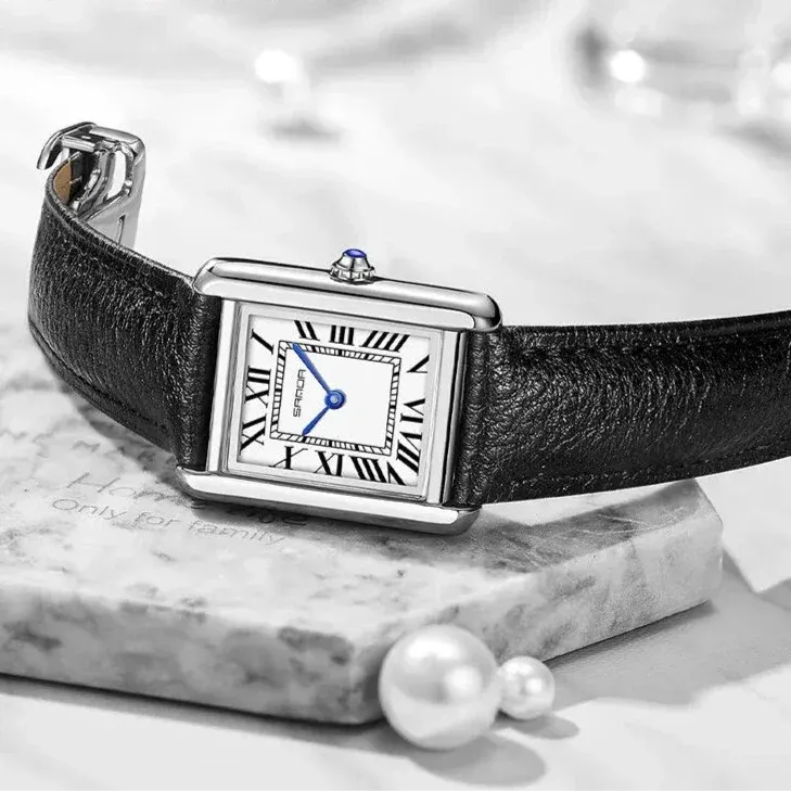 Stylish wrist watch for couples