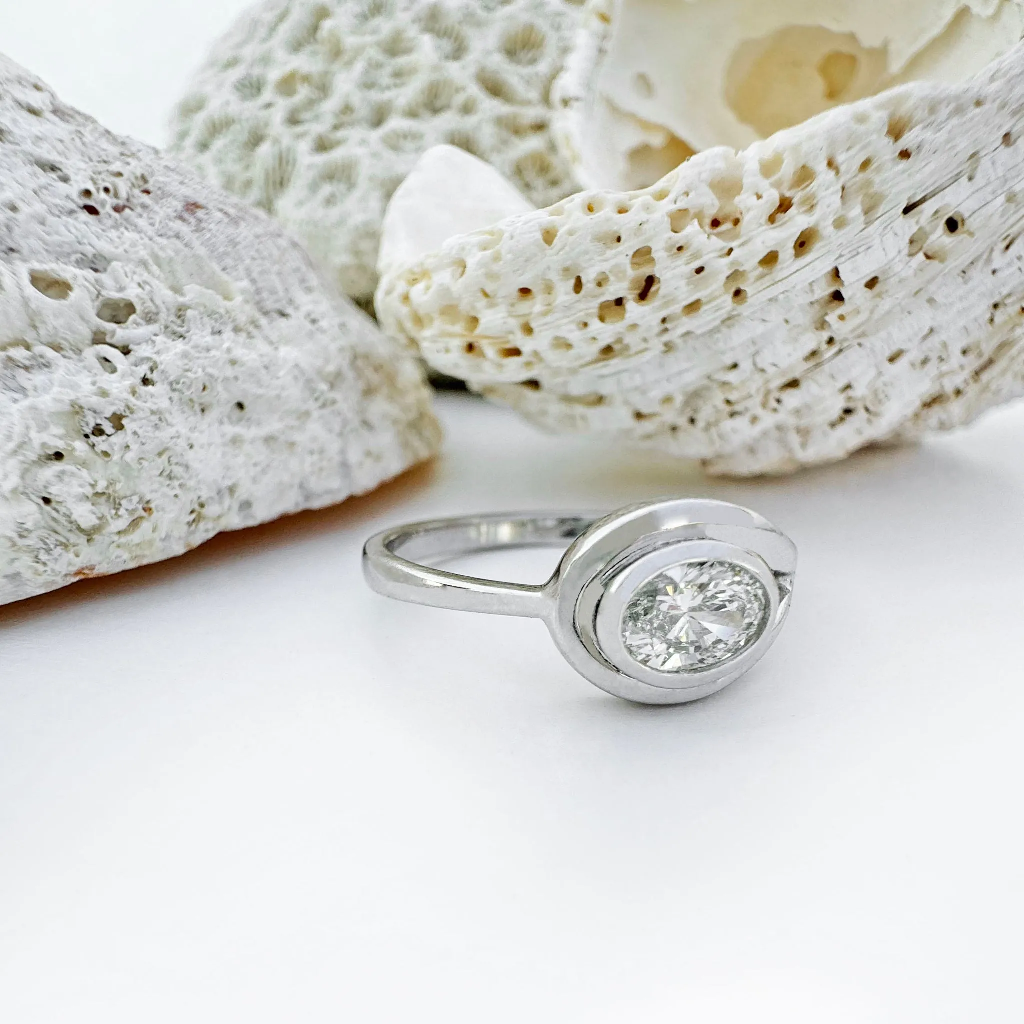 Sublime Looped Oval White Diamond White Gold Ring