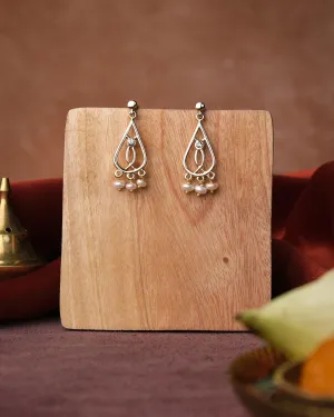 Trendy Pearl Earring