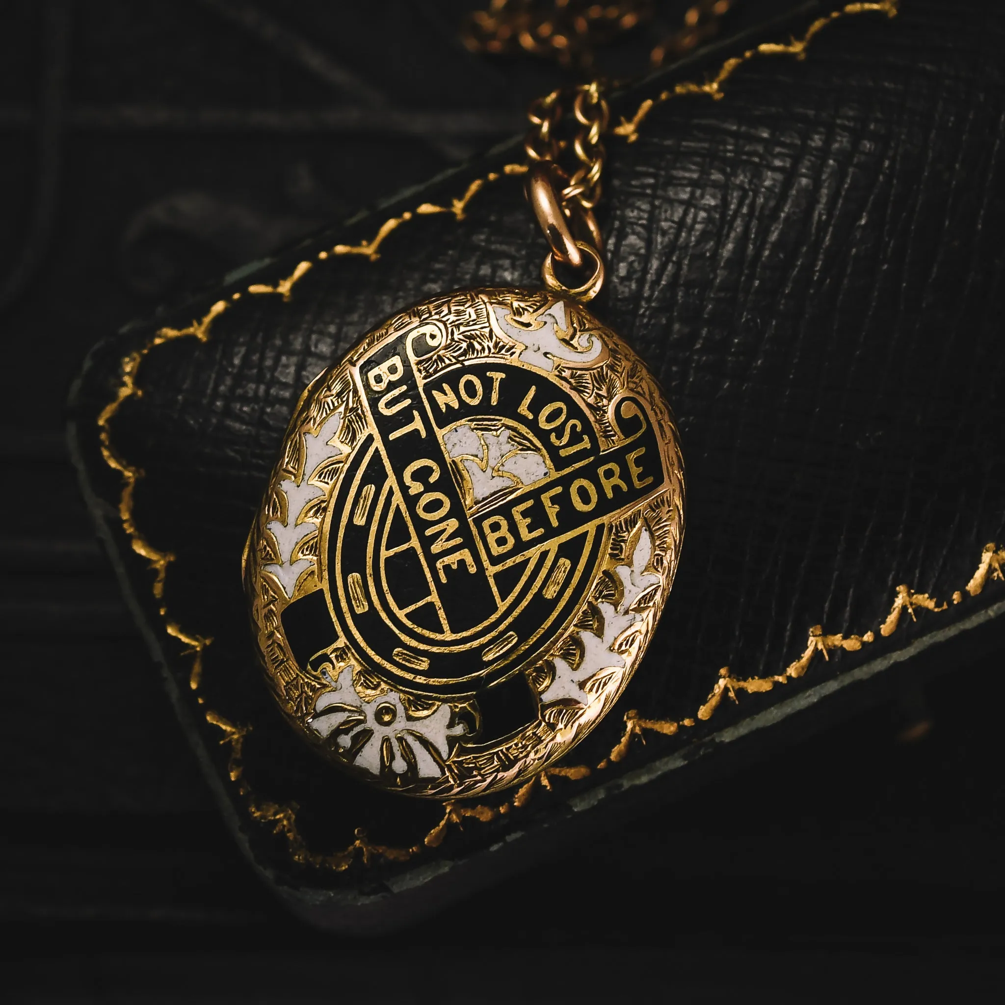 Victorian Black & White Enamel Memorial Locket