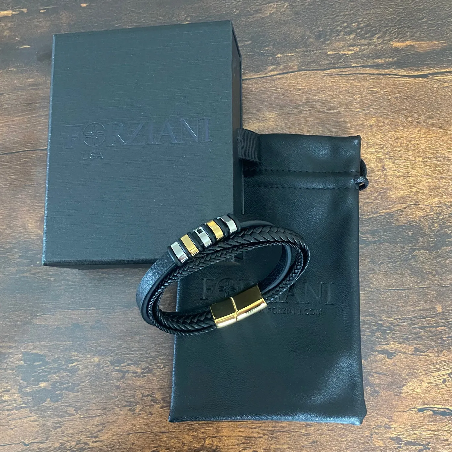 Voyager Multilayered Nappa Leather Bracelet Gold