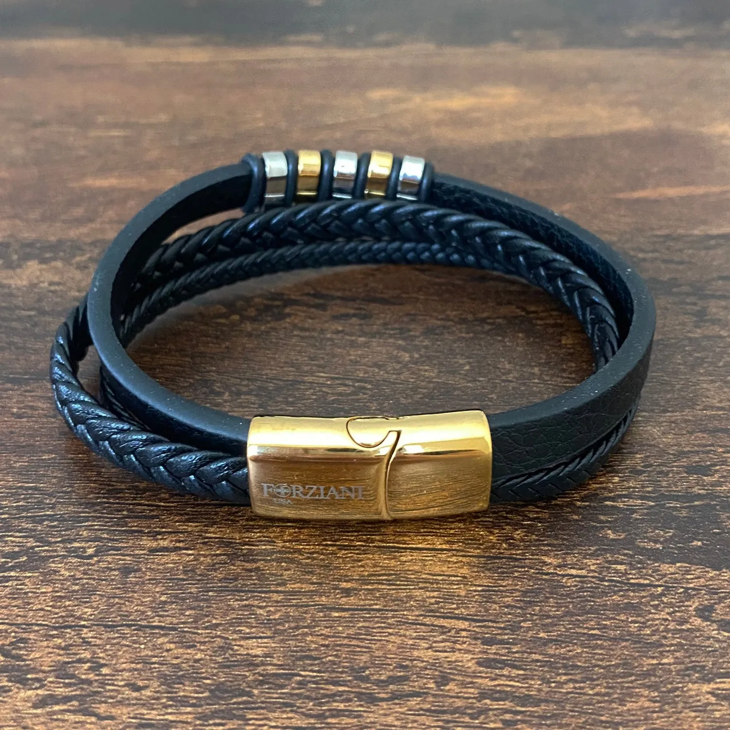 Voyager Multilayered Nappa Leather Bracelet Gold